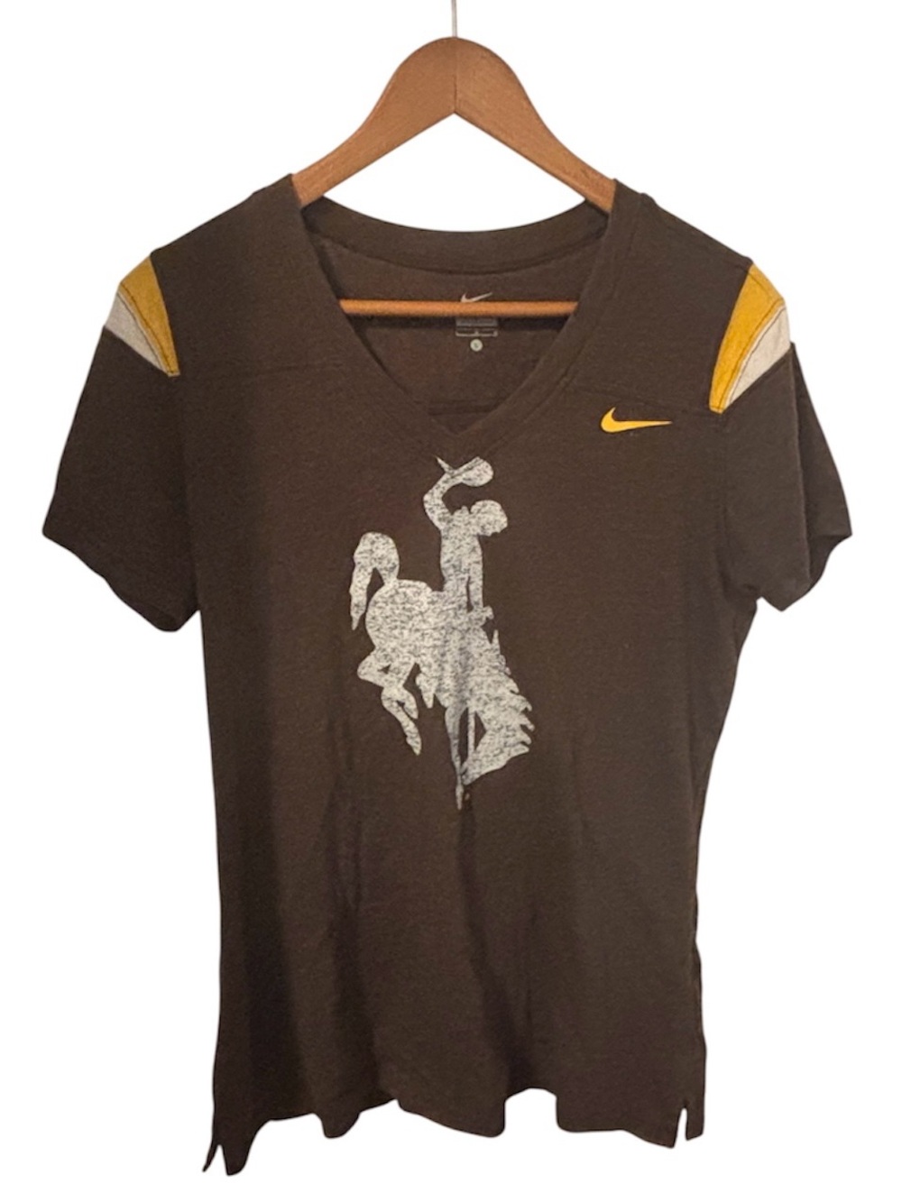 Wyoming Cowboys Nike V-Neck T-Shirt, Women’s, Large
